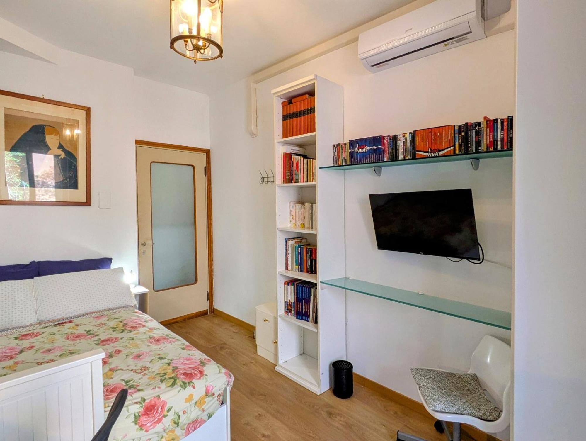 Alma Vacation Apartment In The Centre, Big Terrace Milano Exterior foto