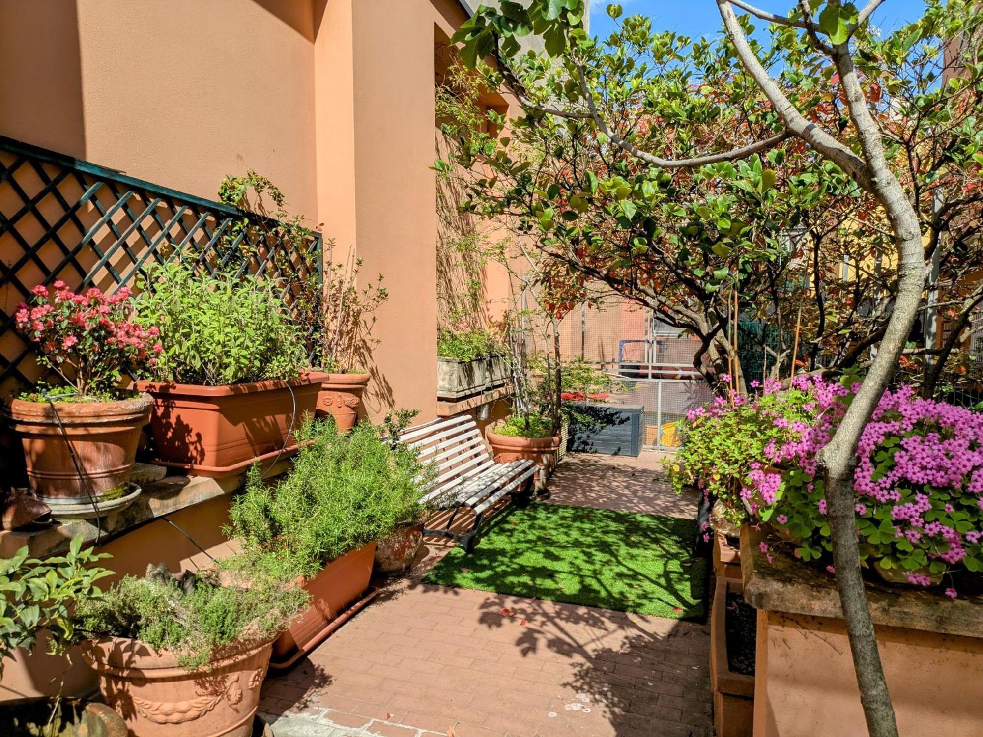 Alma Vacation Apartment In The Centre, Big Terrace Milano Exterior foto