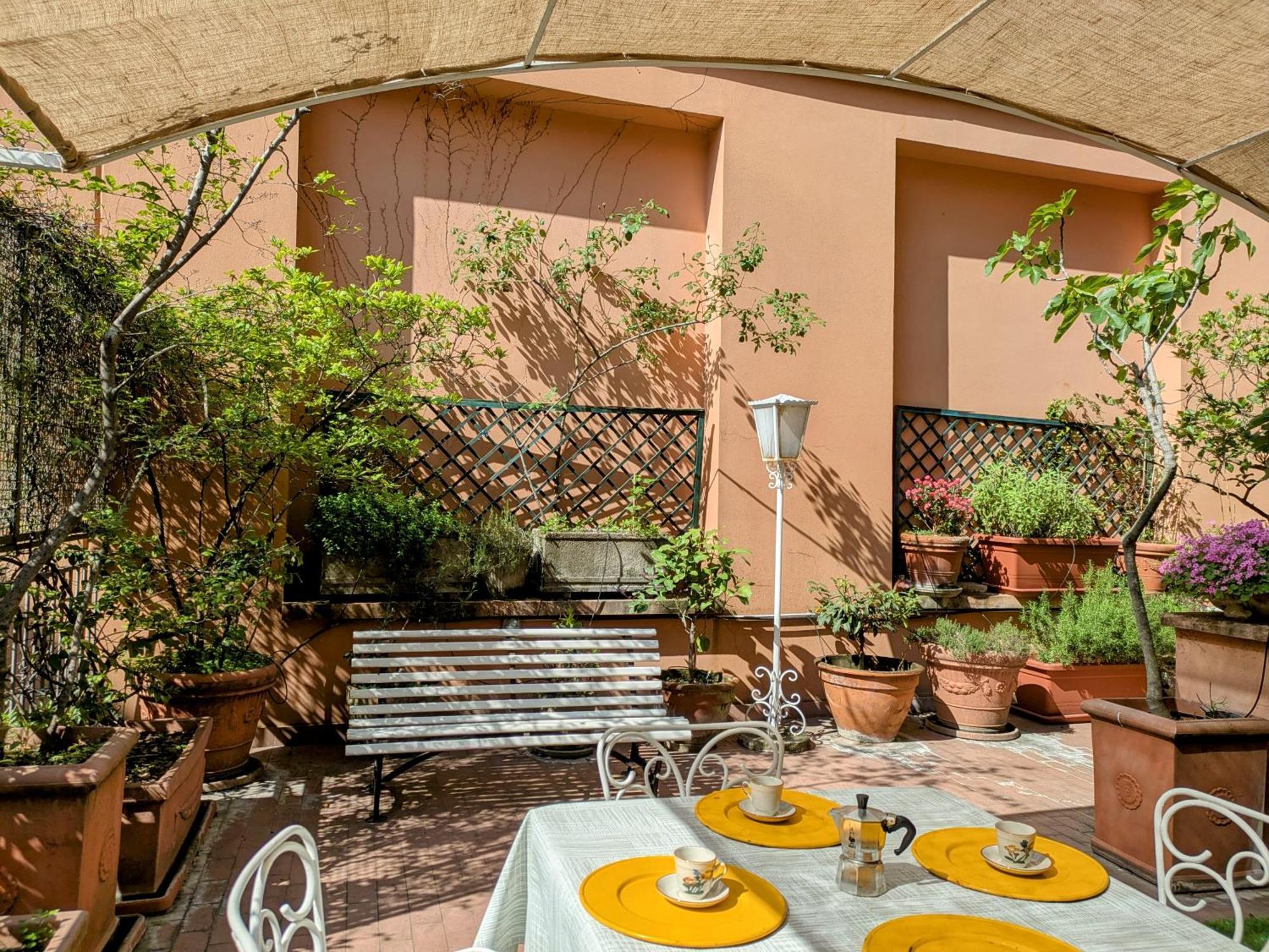 Alma Vacation Apartment In The Centre, Big Terrace Milano Exterior foto